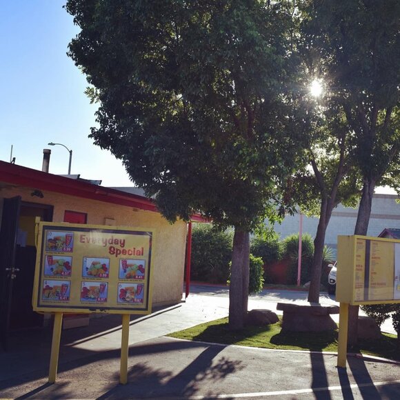 Authentic Unisex Snap-E Tacos La Puente Black T-Shirt - Picture 7 of 9